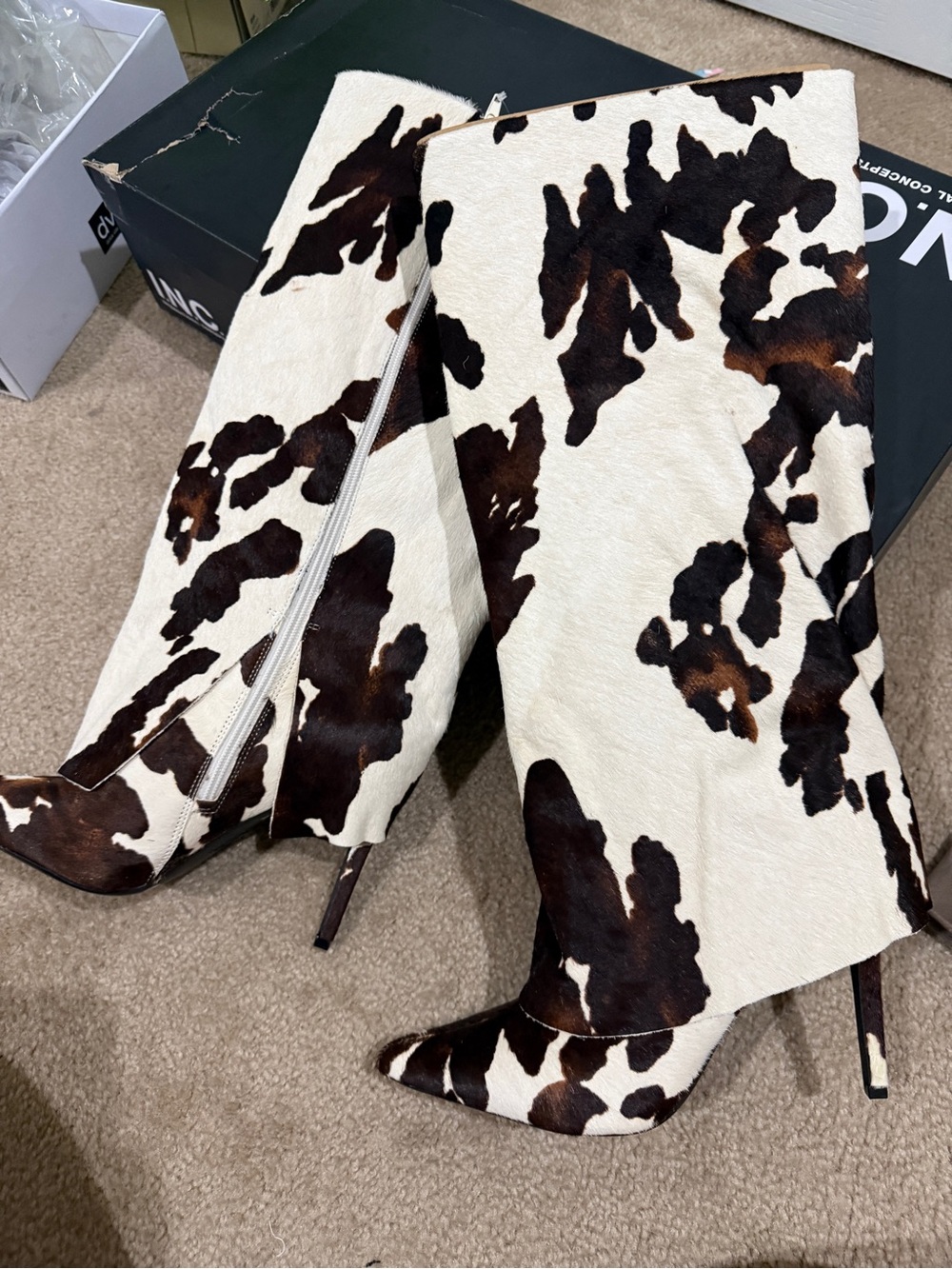 NWT INC Women's White Skylar Fold Over Cuffed Knee High Boots - Cow Print 8.5 - Picture 3 of 12
